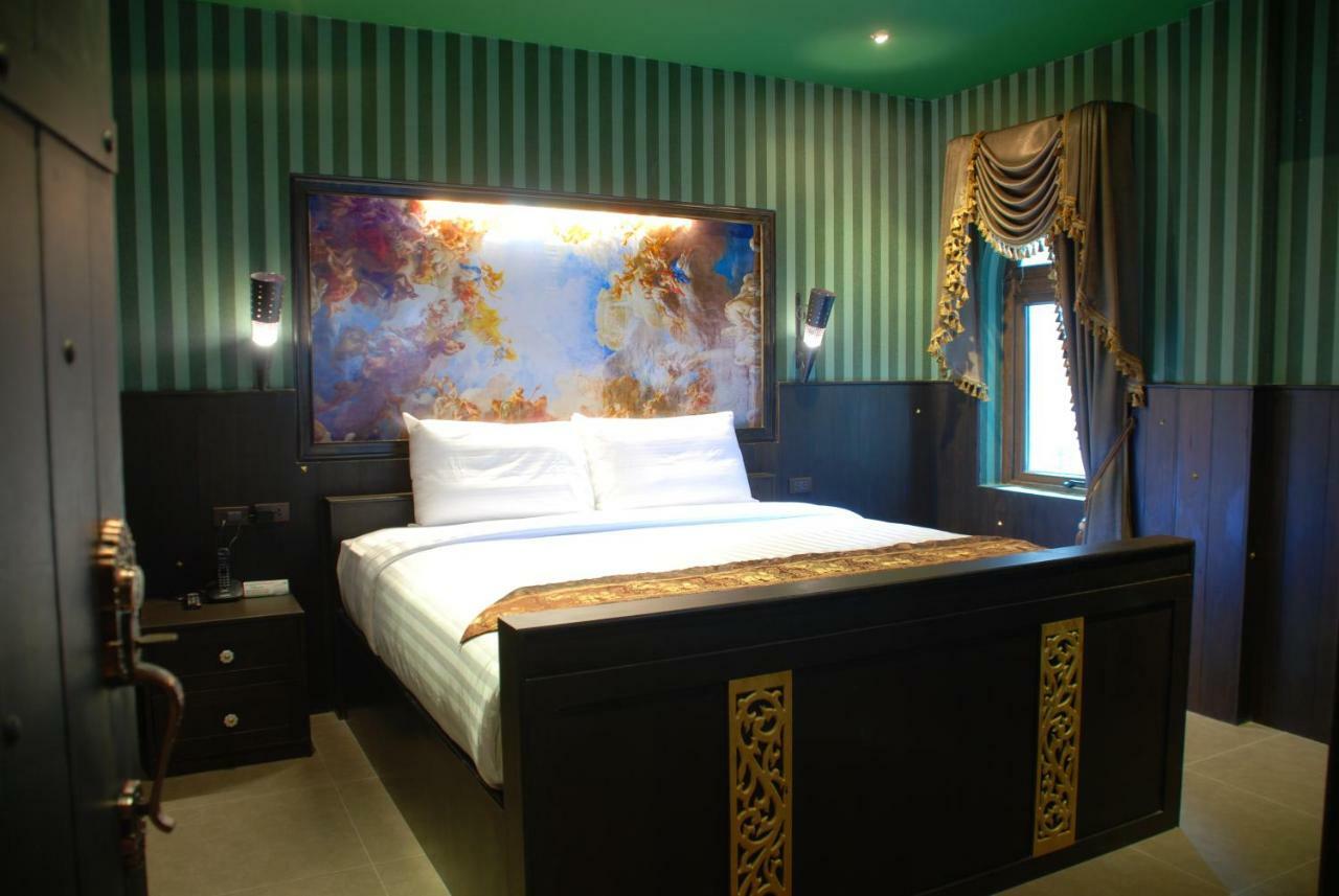 Castle Suites Pattaya Exterior foto